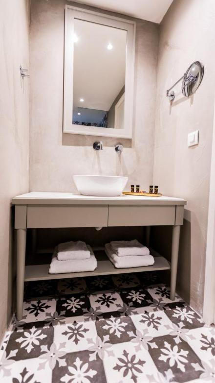 Lemon Tree House Aparthotel Kárpathosz Kültér fotó